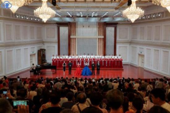 演員王振,演員王振，小巷深處的秘密舞臺與一家特色小店的奇妙邂逅