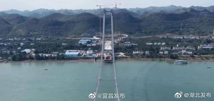 伍家崗長江大橋最新動態(tài),伍家崗長江大橋最新動態(tài)，探索自然美景的旅行，尋找內心的寧靜