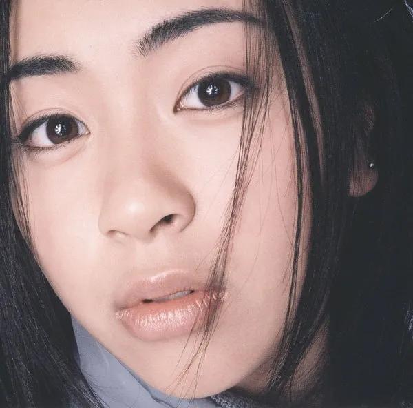 出柜女明星揭秘，娛樂圈的愛情新態(tài)度