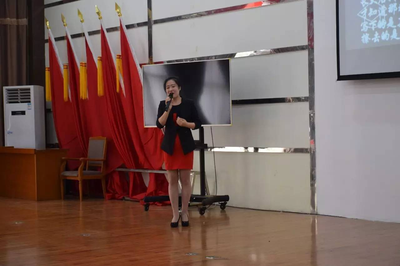 小紅書分享，演講比賽動作指南，展現(xiàn)個人風(fēng)采時刻！
