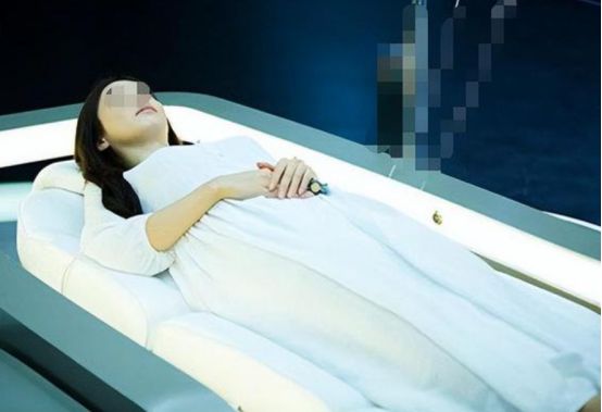 探索神秘藝術(shù)，最新美麗女尸引發(fā)爭議與熱議