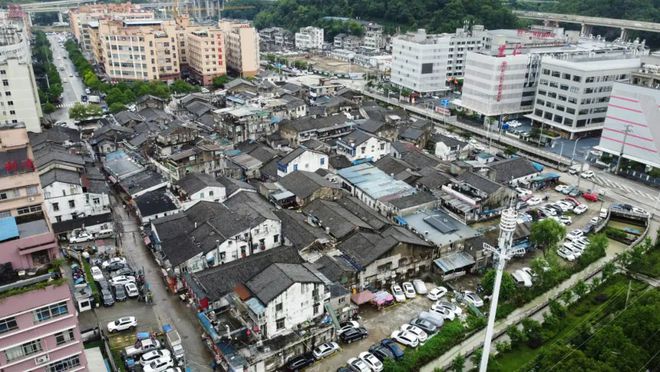 城市更新中的機(jī)遇與挑戰(zhàn)，最新拆遷街道動(dòng)態(tài)