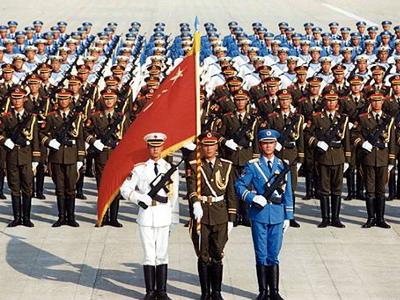 國慶閱兵展現(xiàn)大國風(fēng)采與國防力量，最新閱兵盛典矚目全球